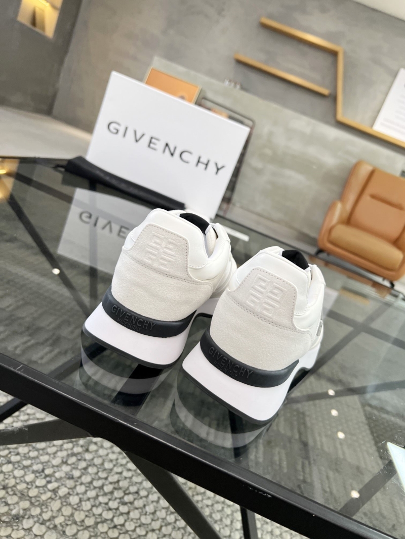 Givenchy Sneakers